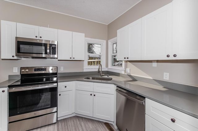 719 W 40th Street, Minneapolis, MN 55409