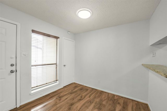 2277 S Kirkwood Road 506, Houston, TX 77077