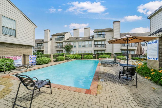2277 S Kirkwood Road 506, Houston, TX 77077