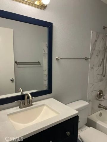155 N Bitterbush B, Orange, CA 92868