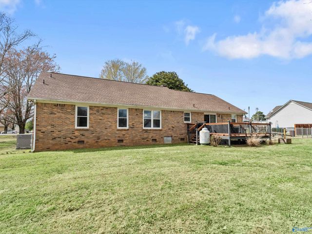 19130 E Limestone Road, Athens, AL 35613