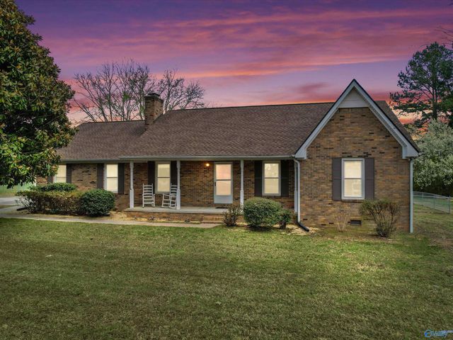 19130 E Limestone Road, Athens, AL 35613