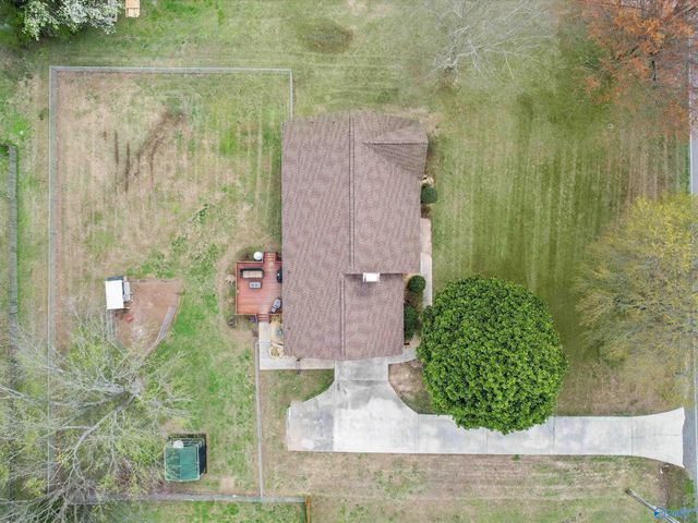 19130 E Limestone Road, Athens, AL 35613