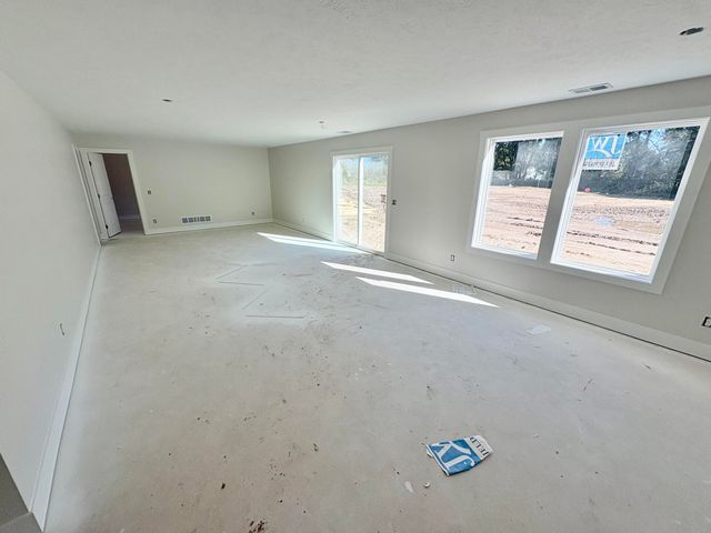 708 Sunfield Drive, Jamestown Twp, MI 49315