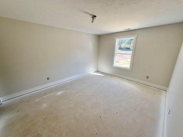 708 Sunfield Drive, Jamestown Twp, MI 49315