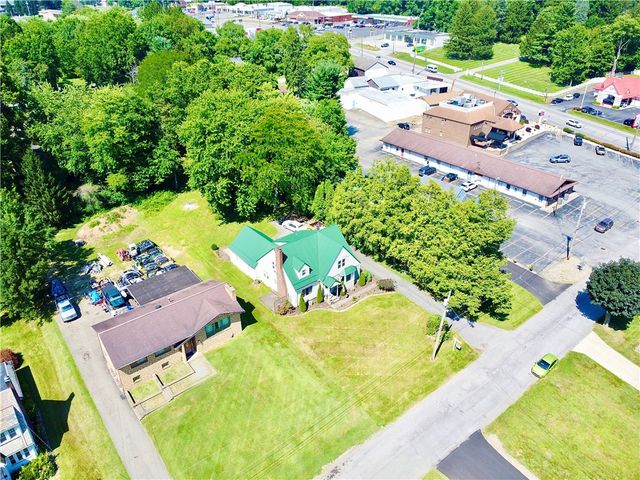 306 W Meyer Ave, Neshannock Twp, PA 16105