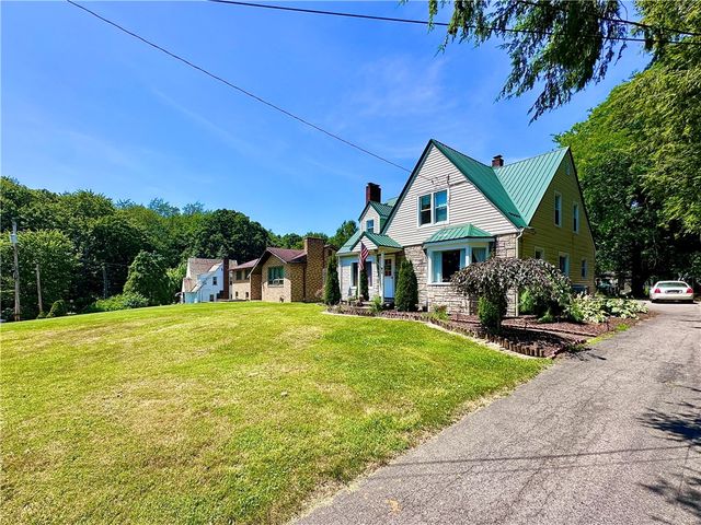 306 W Meyer Ave, Neshannock Twp, PA 16105