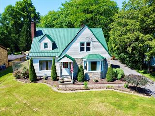 306 W Meyer Ave, Neshannock Twp, PA 16105