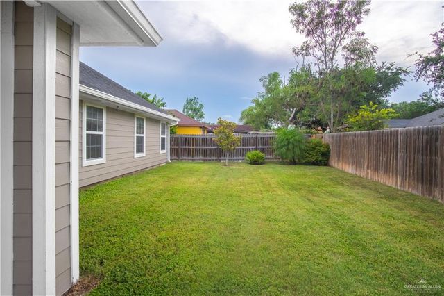 1413 E Saint Francis Avenue, Mission, TX 78573