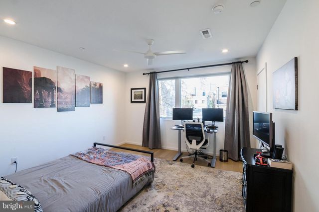 1705 ANNIN ST, Philadelphia, PA 19146