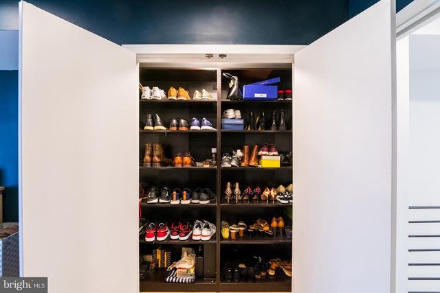 1705 ANNIN ST, Philadelphia, PA 19146