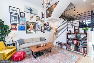 1705 ANNIN ST, Philadelphia, PA 19146
