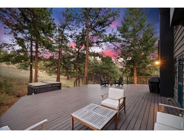 39 Spring Ln, Boulder, CO 80302