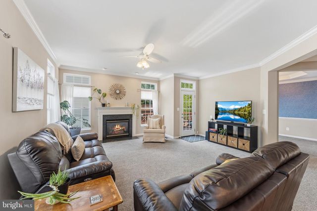 14800 LINKS POND CIR, Gainesville, VA 20155