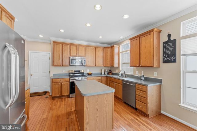 14800 LINKS POND CIR, Gainesville, VA 20155