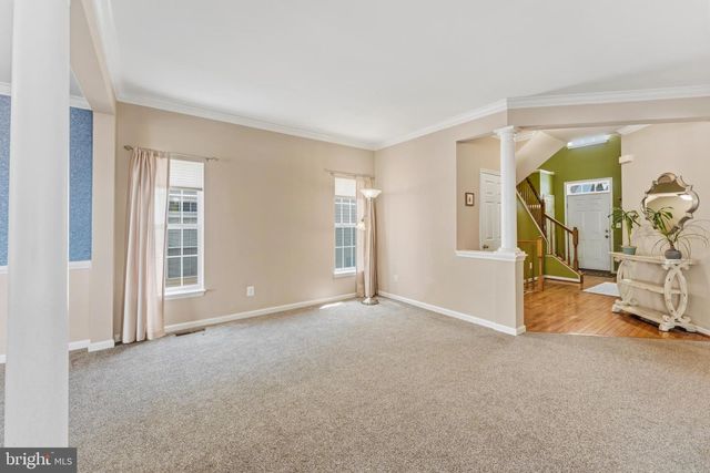 14800 LINKS POND CIR, Gainesville, VA 20155