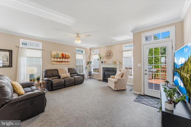 14800 LINKS POND CIR, Gainesville, VA 20155