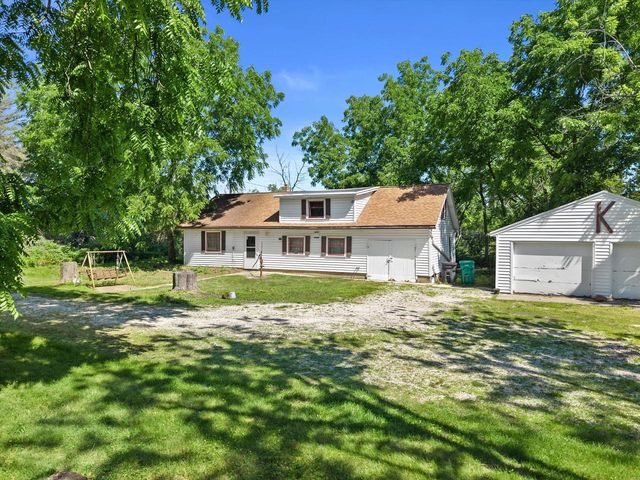 W156N7968 Pilgrim ROAD, Menomonee Falls, WI 53051