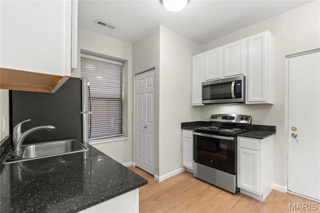 5661 Waterman Boulevard 1N, St Louis, MO 63112