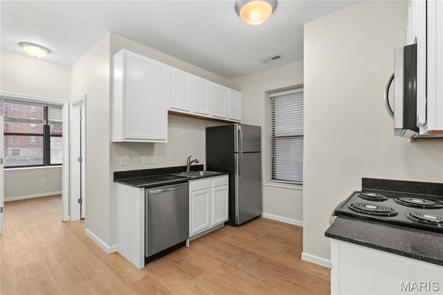 5661 Waterman Boulevard 1N, St Louis, MO 63112