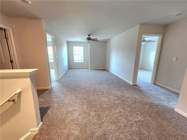 359 King Village, Braselton, GA 30517