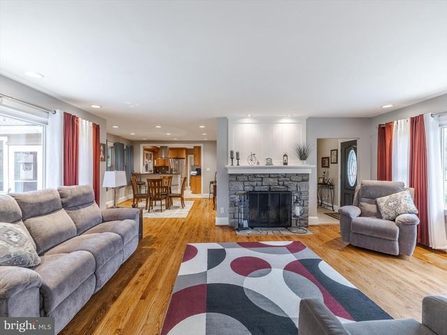 705 POTTER DR, Kennett Square, PA 19348