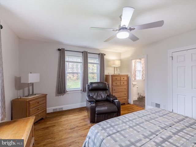 705 POTTER DR, Kennett Square, PA 19348