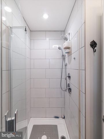 705 POTTER DR, Kennett Square, PA 19348