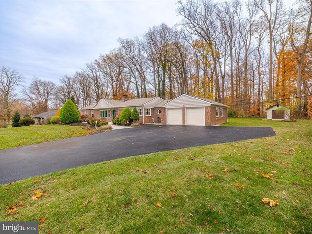 705 POTTER DR, Kennett Square, PA 19348