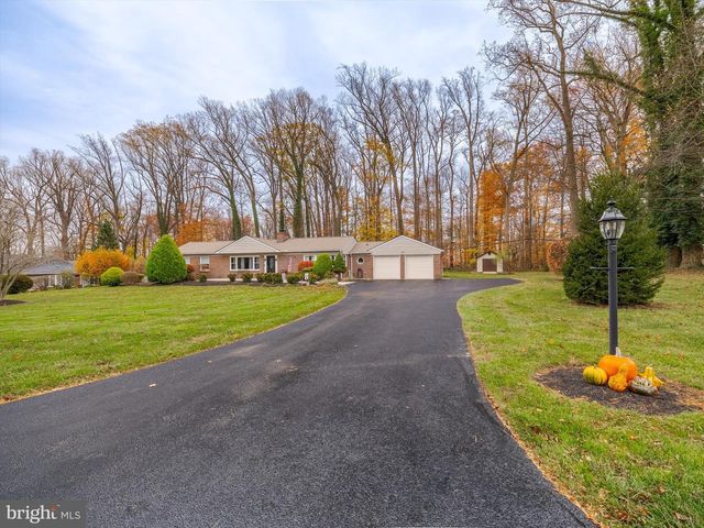 705 POTTER DR, Kennett Square, PA 19348