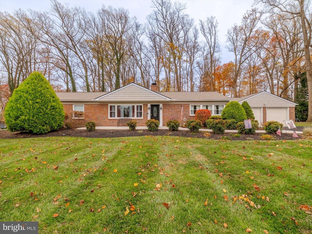 705 POTTER DR, Kennett Square, PA 19348