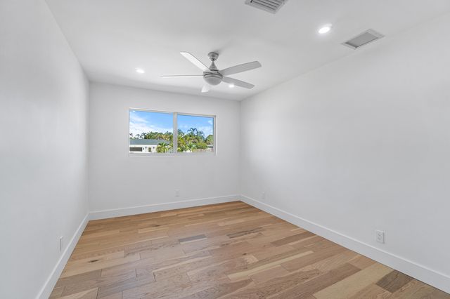 1188 W Camino, Boca Raton, FL 33486