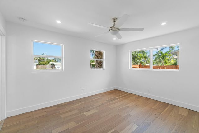1188 W Camino, Boca Raton, FL 33486