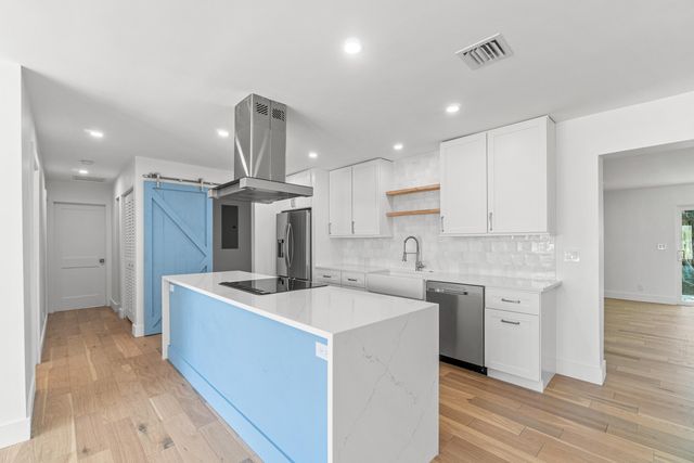 1188 W Camino, Boca Raton, FL 33486
