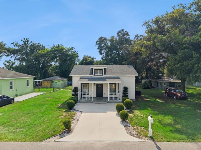 306 S DISSTON AVENUE, Minneola, FL 34715