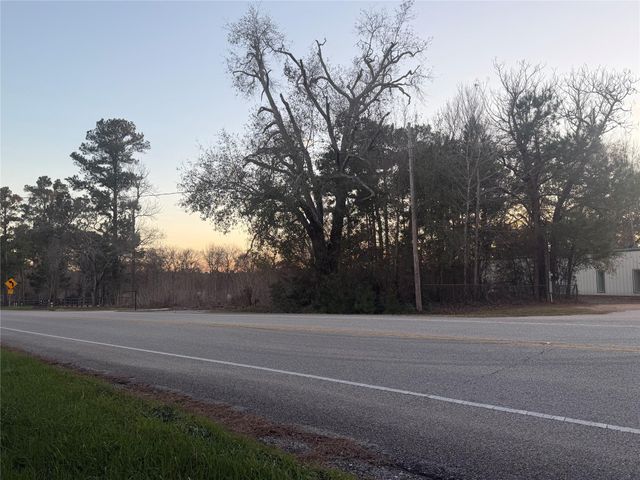 17657 Fm 149 Road, Montgomery, TX 77356