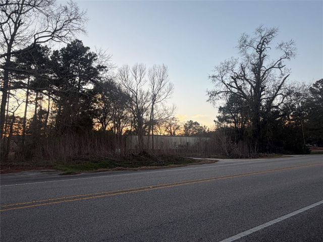 17657 Fm 149 Road, Montgomery, TX 77356