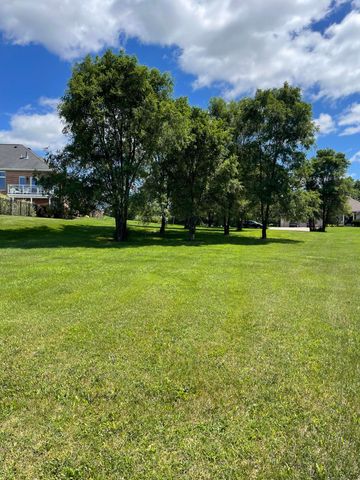 19 Coronado Drive, Jackson, MI 49201