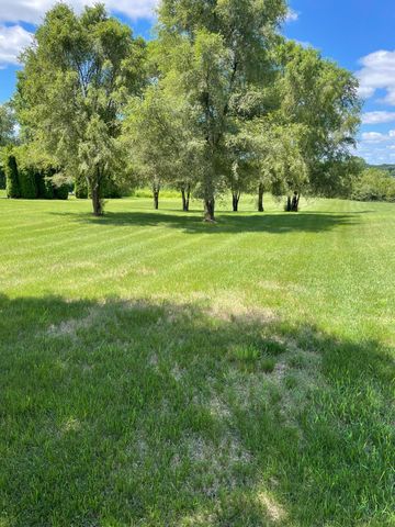 19 Coronado Drive, Jackson, MI 49201