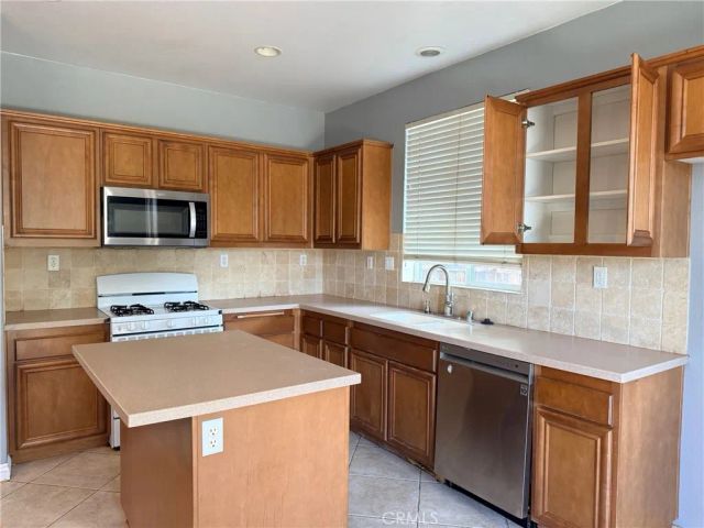 2827 Providence Way, Pomona, CA 91767