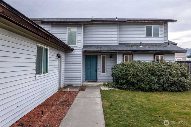 1856 4th Street SE, East Wenatchee, WA 98802