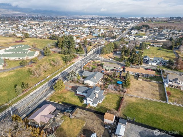 1856 4th Street SE, East Wenatchee, WA 98802