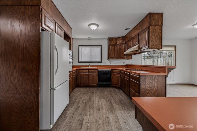 1856 4th Street SE, East Wenatchee, WA 98802