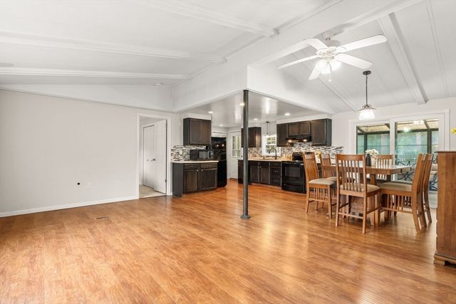 19 Lodgepole Lane, Kingston, MA 02364