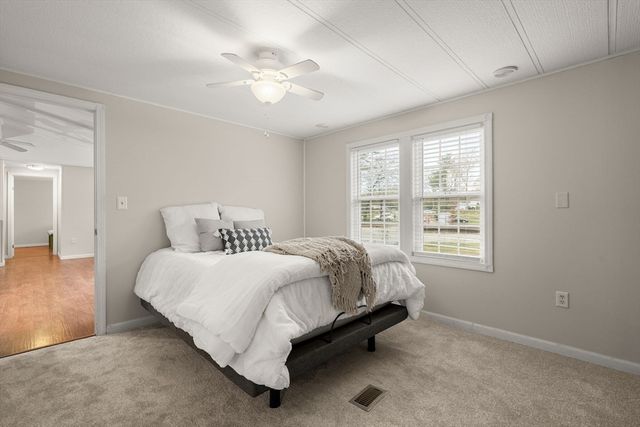 19 Lodgepole Lane, Kingston, MA 02364