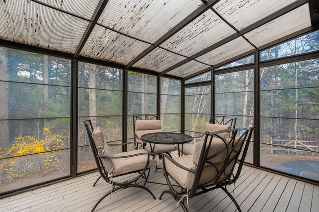 19 Lodgepole Lane, Kingston, MA 02364