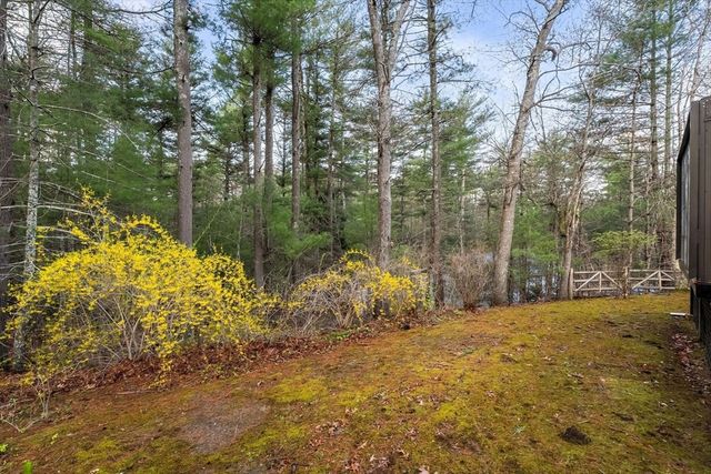 19 Lodgepole Lane, Kingston, MA 02364