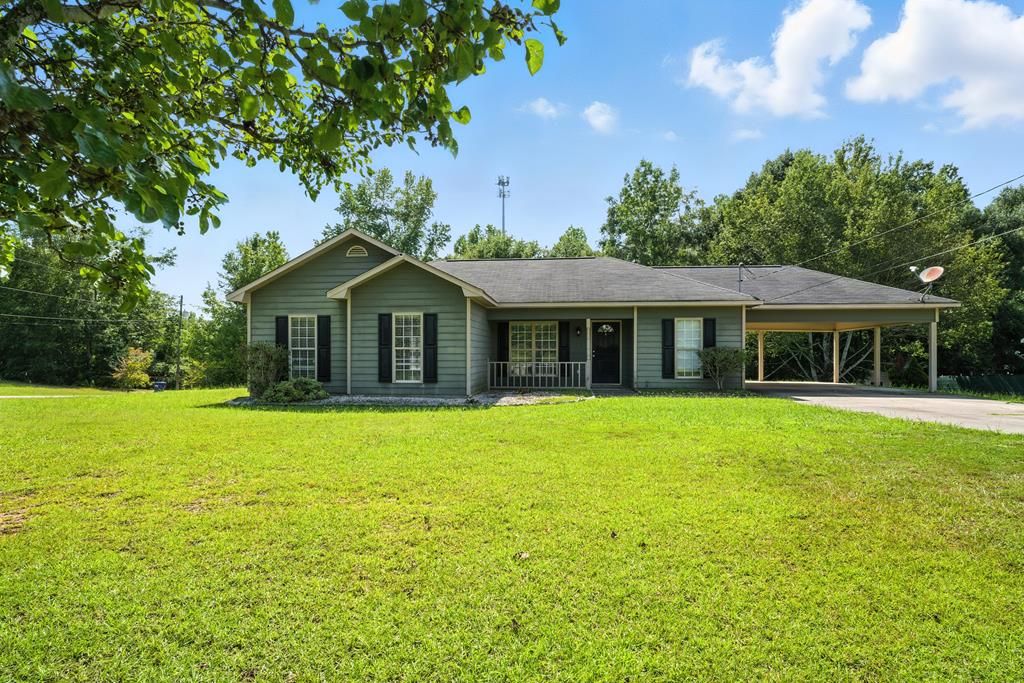 131 Lee Road 2090, Phenix City, AL 36870