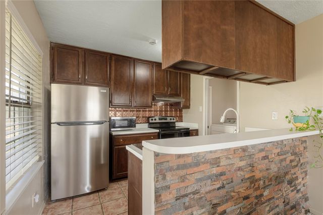 918 Fm 247 Road, Huntsville, TX 77320