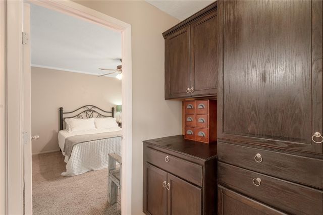 918 Fm 247 Road, Huntsville, TX 77320